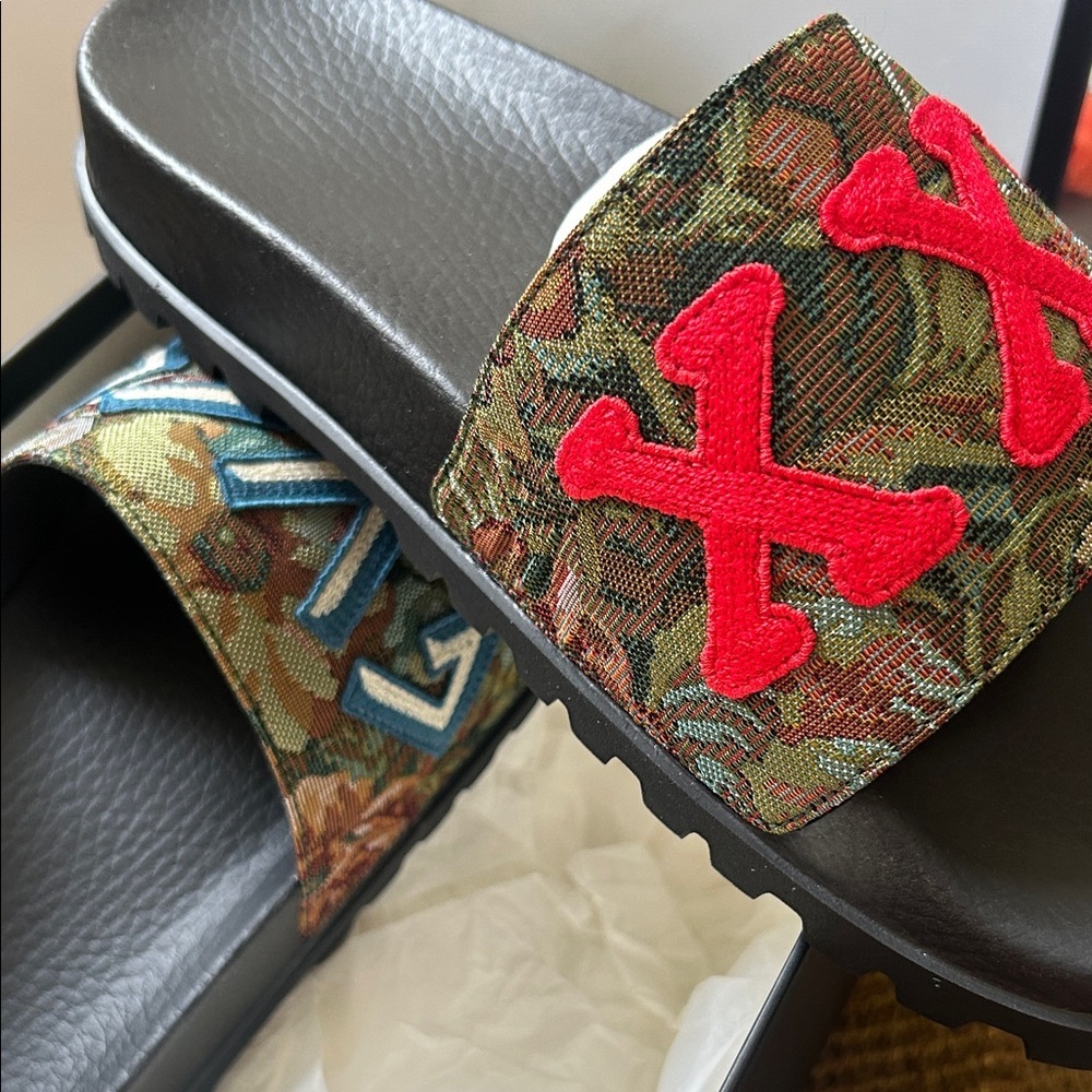 Gucci Men's floral brocade slides - Picture 6 of 16